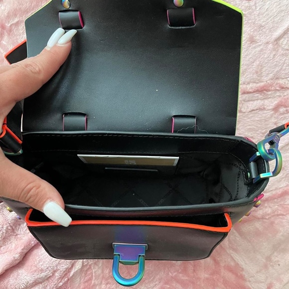 Michael Kors Manhattan Messenger Iridescent Crossbody Metallic Satchel Bag - Picture 6 of 6